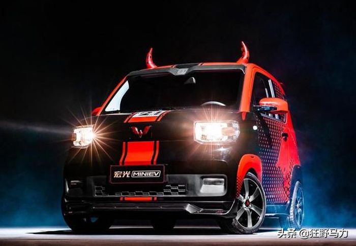 Modifikasi Wuling Hong Guang Mini EV tampil sporty dipasok body kit