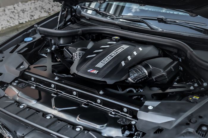 Modifikasi mesin BMW X6 Competition punya semburan tenaga 730 dk
