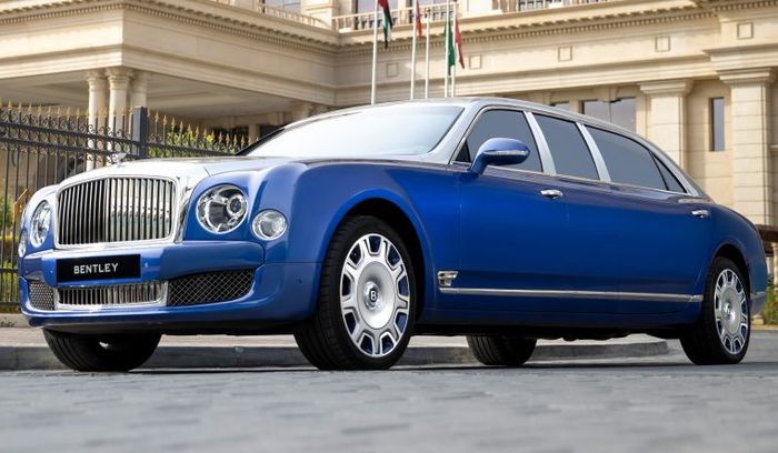 Mulsanne 2015 jadi limusin ini semula siap dikirim ke konsumen Bentley di Uni Emirat Arab
