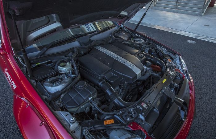 Mesin Mercedes-Benz W209 sudah kena upgrade