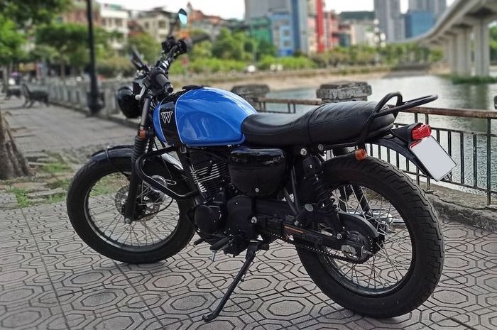 Hampir 90% part Kawasaki W175 ini masih dipertahankan