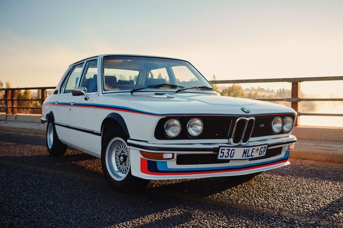 Restorasi BMW 530 MLE hasil garapan tuner Afrika Selatan