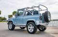 Restomod Land Rover Defender, Tampang Lawas Tapi Penampilan Berkelas
