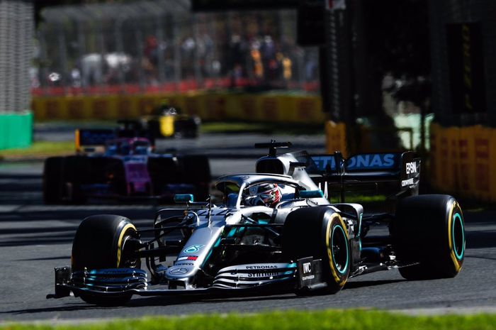 Lewis Hamilton dan Mercedes masih mendominasi jalannya FP2 F1 Australia 2019