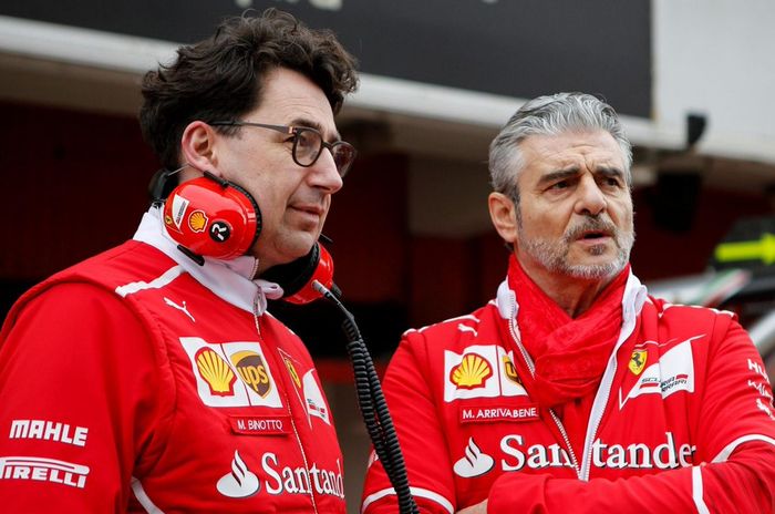 Mattia Binotto (kiri) akan menggantikan posisi Maurizio Arrivabene
