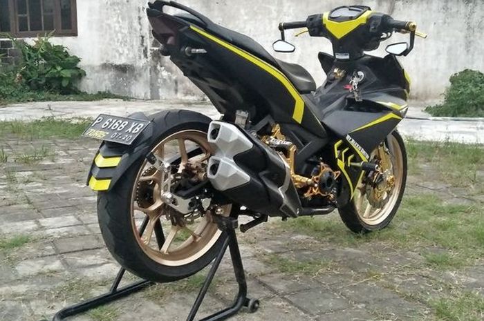 Yamaha MX-King pakai knalpot seharga Rp 68 Juta