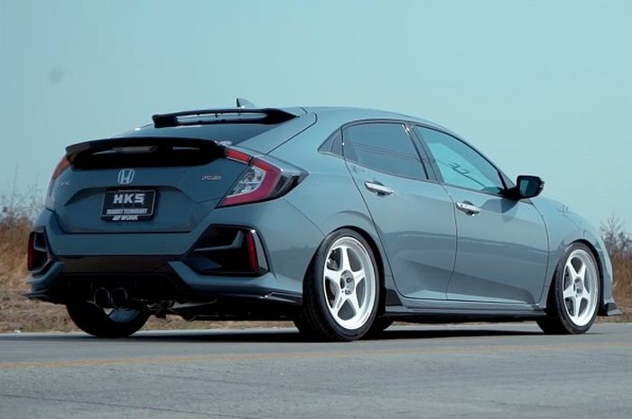 Modifikasi Honda Civic Hatchback ganti knalpot HKS Thailand