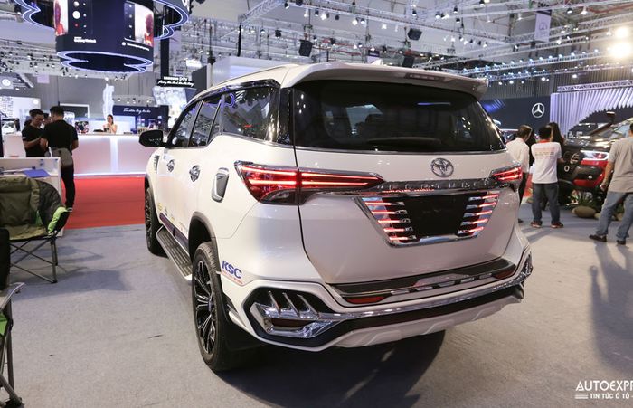 Buritan  modifikasi Toyota Fortuner dari Vietnam