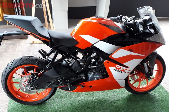Seken Keren Murah Ini Harga Seken Motor Sport 250 Cc Ktm Gridoto Com