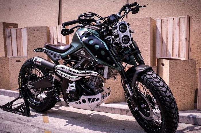 Yamaha M-Slaz custom scrambler besutan X-Speed