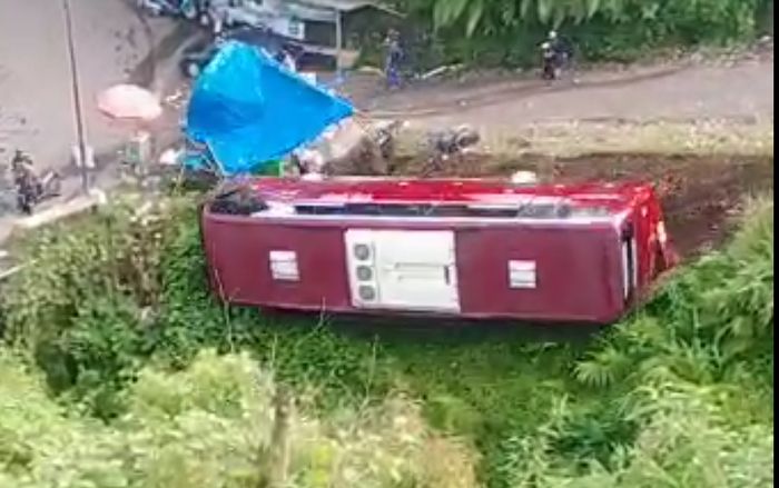 KNKT investigasi kecelakaan bus masuk jurang di objek wisata Guci, Kabupaten Tegal.