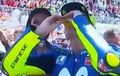 Video Valentino Rossi Minum Sesuatu Sebelum Balap di MotoGP Spanyol, Minuman Jenis Apa Nih?