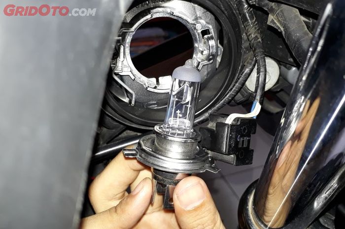 Mengenal 3 Jenis Lampu Untuk Motor Nomor 3 Paling Kekinian