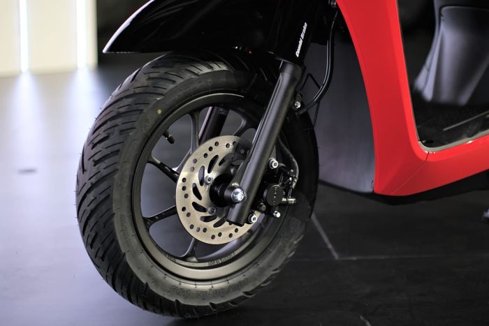 New Honda Genio 2022 menggunakan pelek ring 12 inci