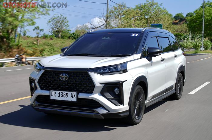 Spesifikasi dan estimasi harga Toyota Veloz Hybrid EV Modelista tahun 2026.