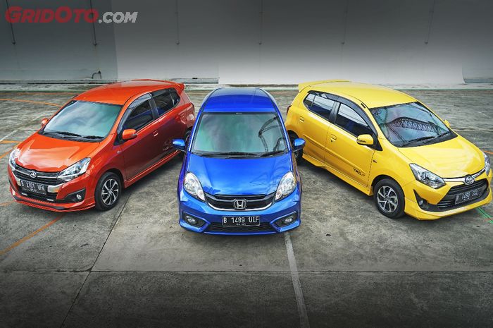 Daihatsu Ayla (Kiri), Honda Brio Satya (Tengah) dan Toyota Agya (Kanan).