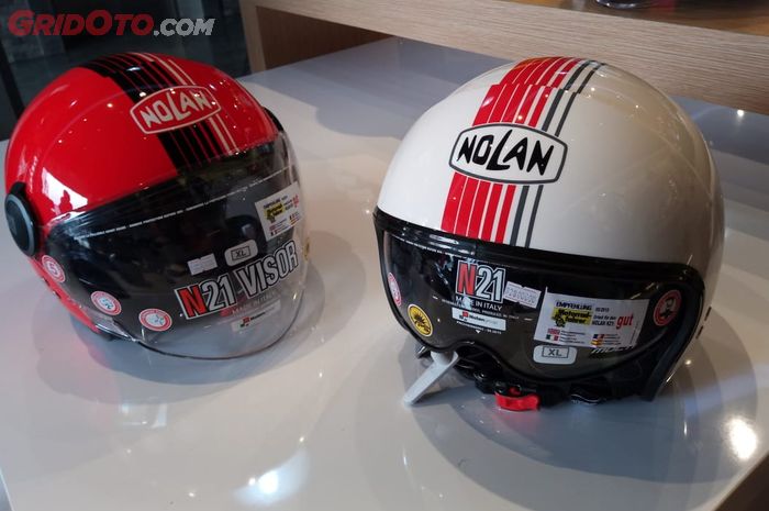 Helm Nolan N21 dan N21 Visor di Deride, Radio Dalam