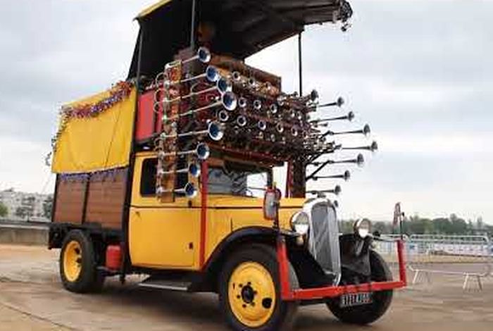 Citroen U12 hasil karya Claude Reboul