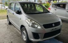 Beli Mobil Keluarga Bekas? Harga Suzuki Ertiga 2012 Bekas Makin Murah