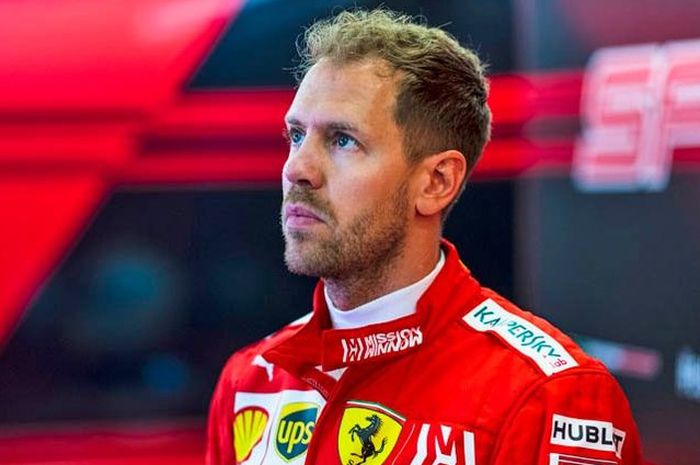 Sebastian Vettel dilaporkan menjual 8 koleksi mobil pribadinya, 5 di antaranya mobil Ferrari. 