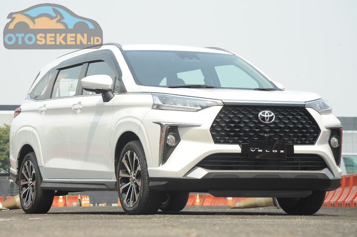 Spesifikasi dan kisaran harga Toyota All New Avanza 1.5 Veloz tahun 2021 seken.