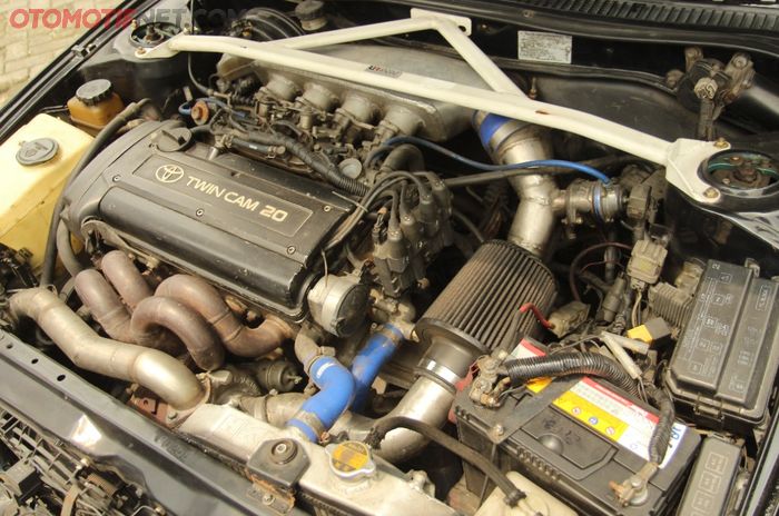 Toyota Corolla Sprinter Marino dijejali 4AG-E 20V black top yang terkenal kencang, masih juga pakai turbo
