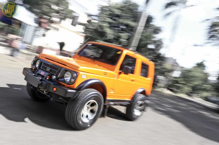 Suzuki Jimny SJ410