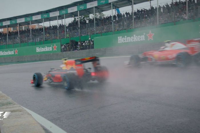 GP F1 Brasil tahun lalu berlangsung dlaam kondisi hujan