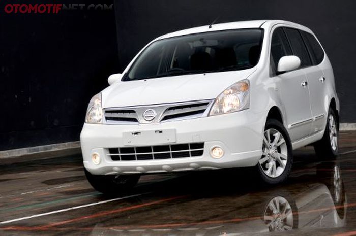 Nissan Grand Livina masih banyak diburu  lantaran harga sekennya cukup menggiurkan