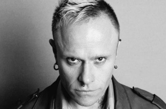 Keith Flint, Vokalis The Prodigy sekaligus pembalap