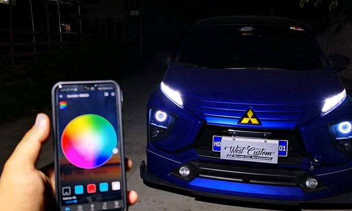 Lampu custom modifikasi Mitsubishi Xpander bisa diatur via smartphone