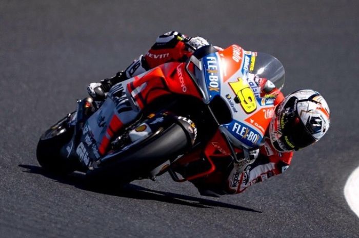 Alvaro Bautista merasakan girboks Ducati GP18 berbeda 