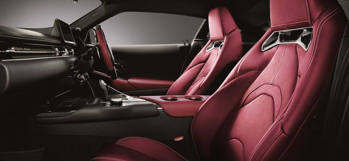 Tampilan kabin Toyota Supra 35th Anniversary Edition SZ-R dan RZ