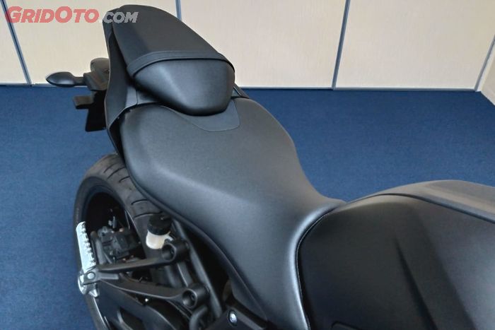 Jok Yamaha MT-07