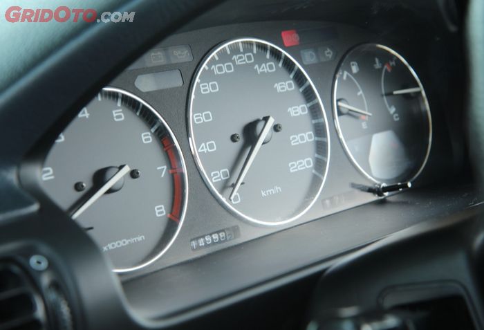 speedometer Honda Accord Maestro