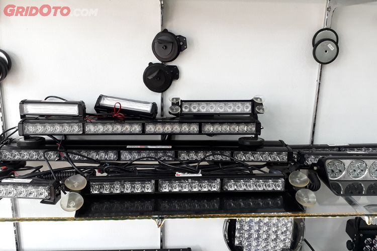 Bukan Aksesoris Keren Untuk Modifikasi Ini Ragam Lampu Rotator