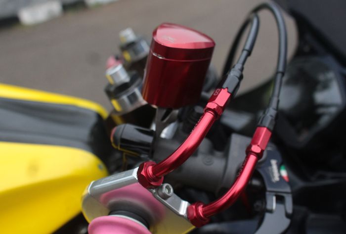 Yamaha R15 pasang gas spontan Project One