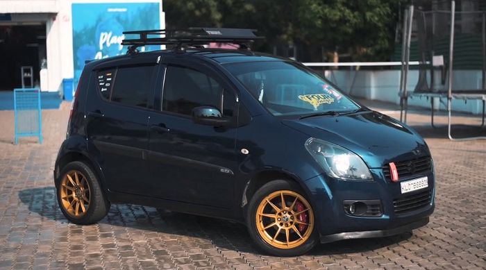 Suzuki Splash tampil sporty modal aksesori simpel