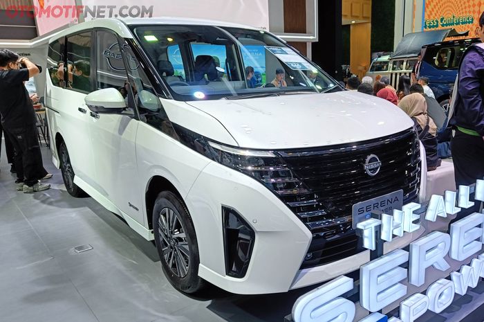 Kisaran harga Nissan Serena e-Power Two Tone tahun 2026.