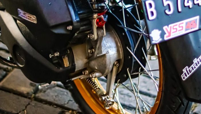 Pengereman Honda PCX150 bagian belakang jadi teromol