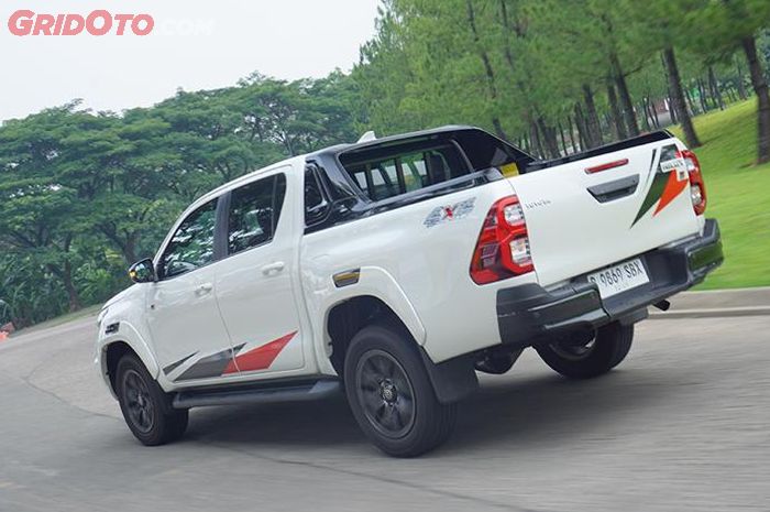 Toyota Hilux 2.8 GR Sport 4x4