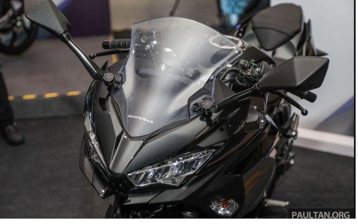 Nama resminya adalah Modenas Ninja 250 