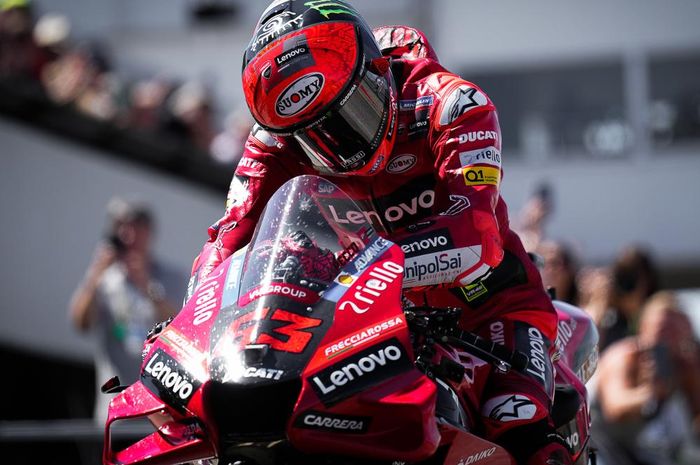 Marc Marquez merasa Francesco Bagnaia dari tim Ducati Lenovo berpeluang besar menjadi juara MotoGP 2022