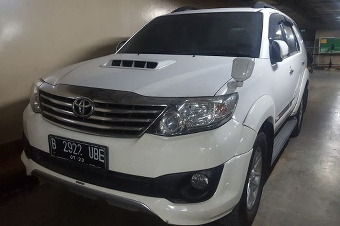 Spesifikasi dan harga Toyota Fortuner tahun 2013 bekas