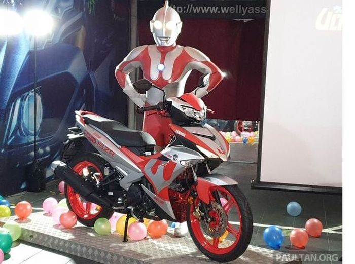 Yamaha Y15ZR alias MX King edisi Ultraman di Malaysia