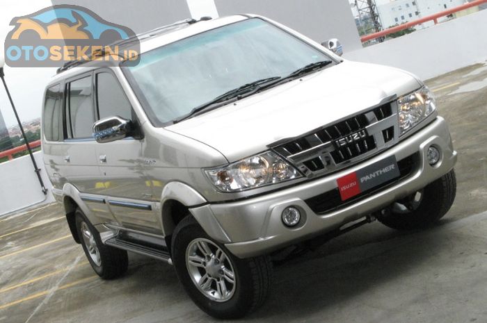 Harga Isuzu Panther Bekas tahun 2017