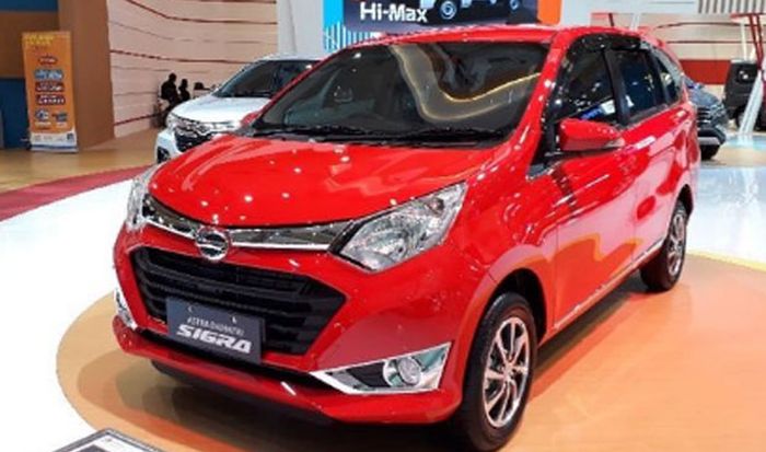 LCGC Astra Daihatsu Sigra ini, miliki 7 seater dan pas banget sebagai mobil keluarga