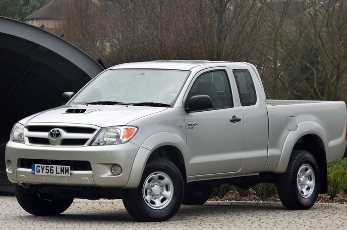 Toyota Hilux generasi pertama