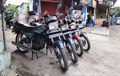 Empat Yamaha RX-King Kondisi Mulus dan Pajak Hidup Dijual di Depan Warkop, Harganya Enggak Main-main