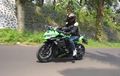Gak Sampai 3 Liter, Segini Kapasitas Oli Mesin Kawasaki Ninja ZX-25R